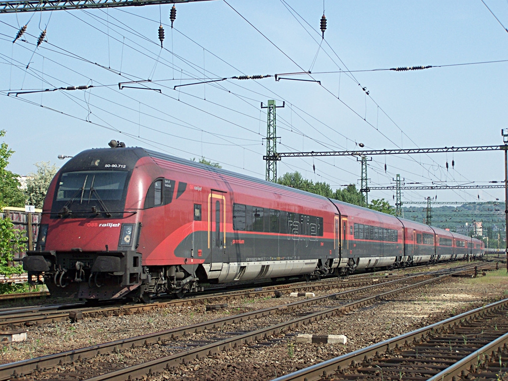 8090 712 Kelenföld (2011.05.21).