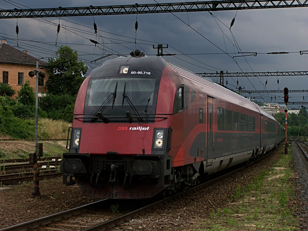 8090 716 Kelenföld (2011.06.14)