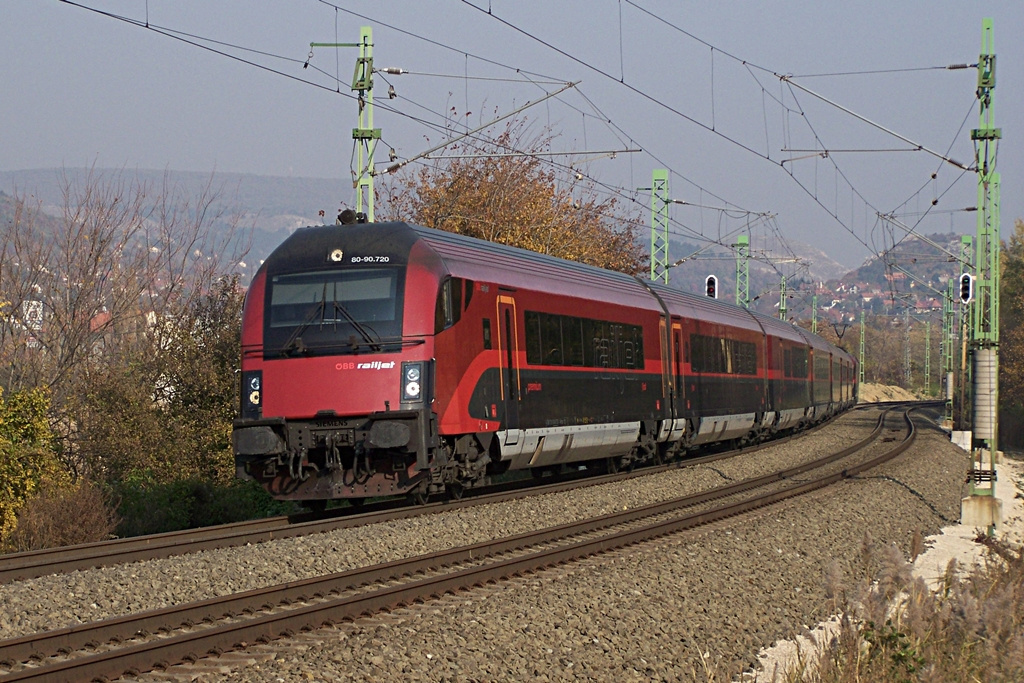 8090 720 Törökbálint (2011.10.31)