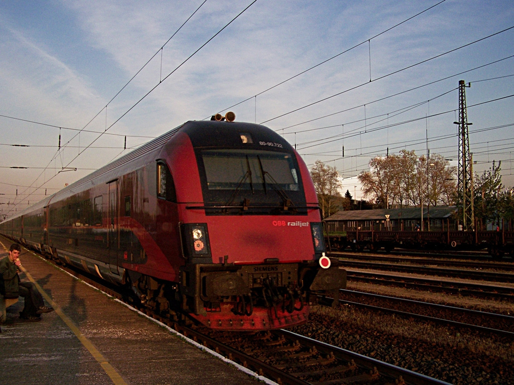 8090 722 Budaörs (2011.04.21).