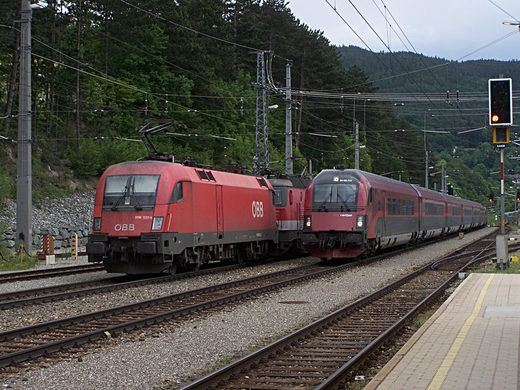 8090 747 Payerbach-Reichenau (2012.05.28)