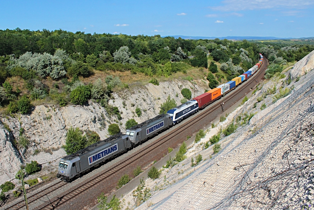 386 018+001+761 006 Szár (2017.07.11)