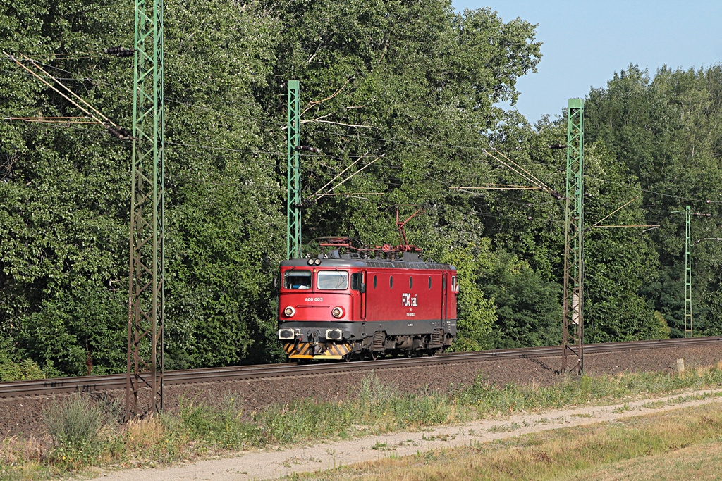 600 003 Szőny (2017.07.12).01