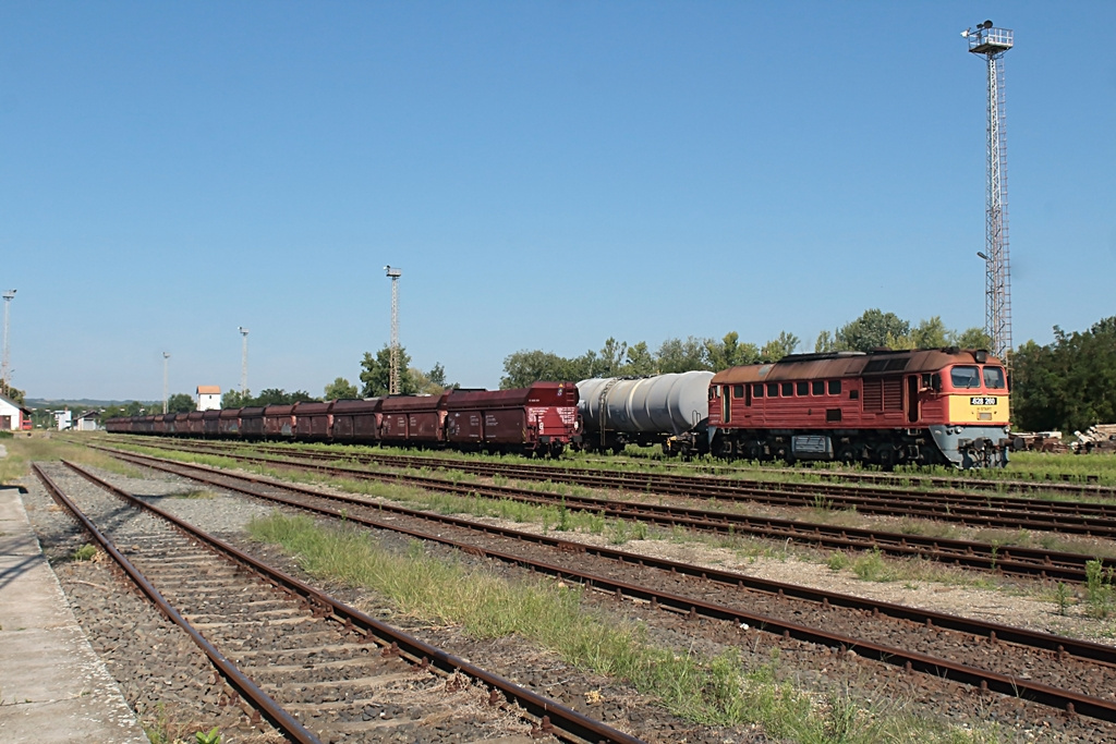 628 260 Bátaszék (2017.08.16).