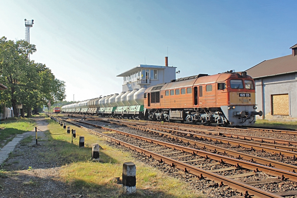 628 175 Bátaszék (2017.08.31).