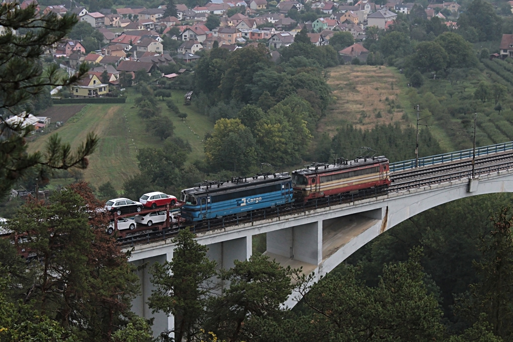 230 065+230 068 Dolní Loucky (2017.09.19).