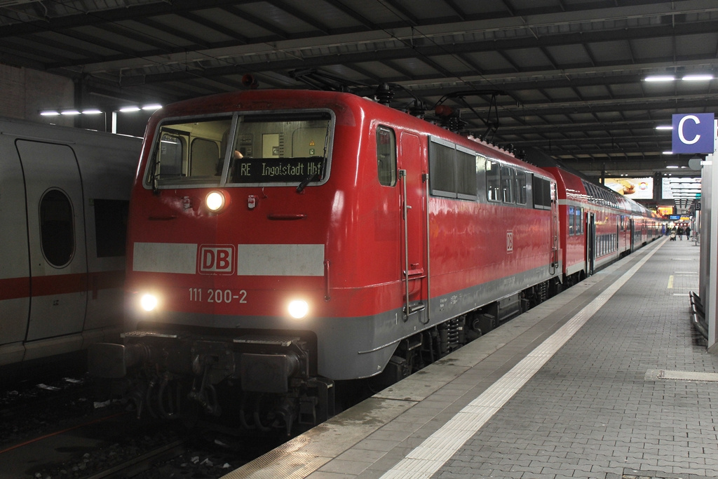 111 200 München Hbf (2018.02.18)
