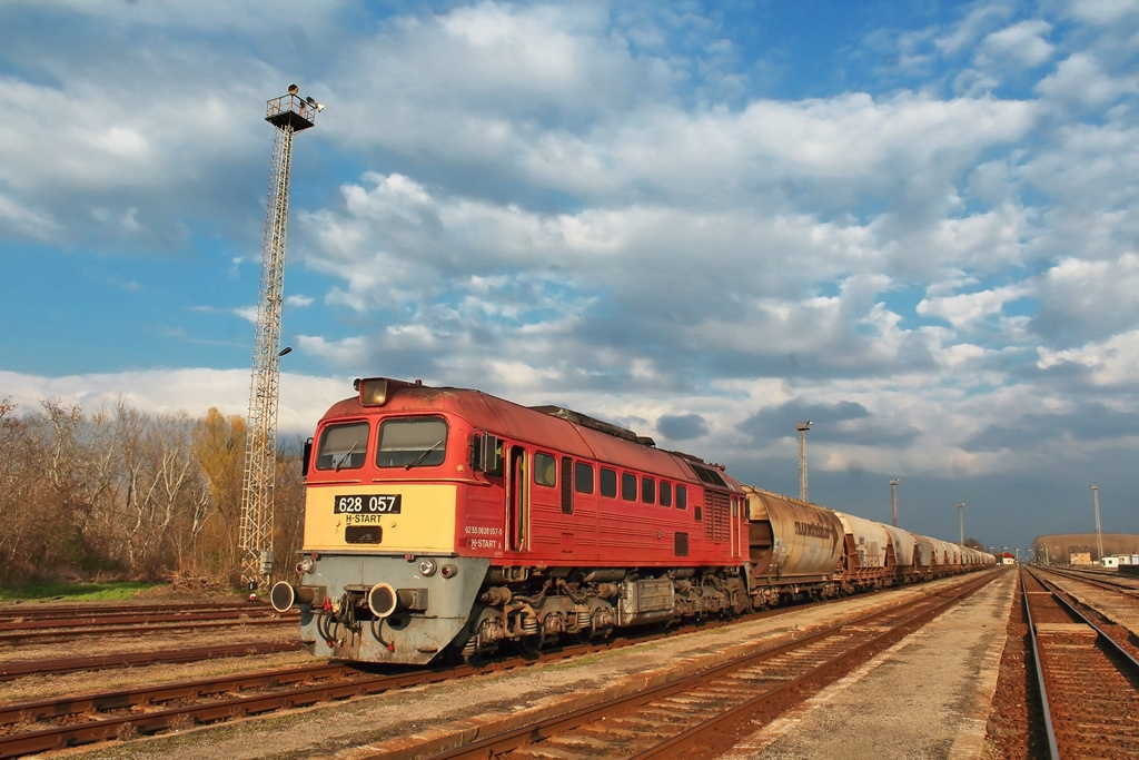 628 057 Bátaszék (2018.04.06).