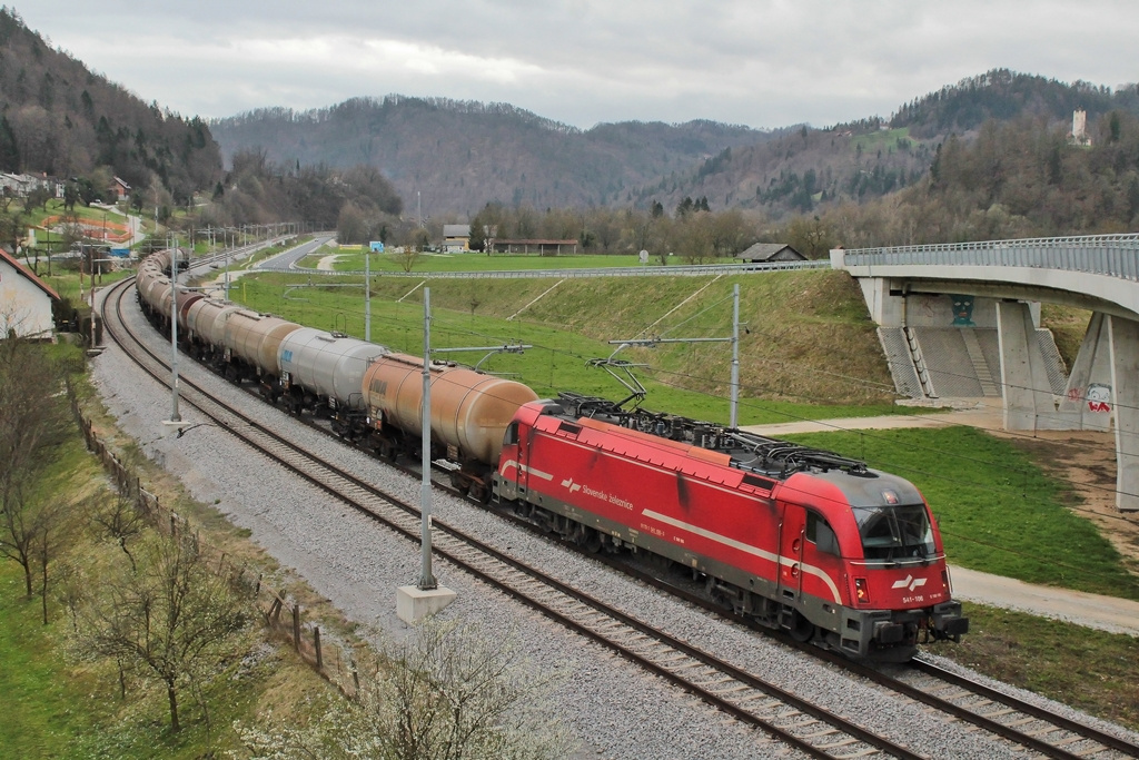 541 106 Zgornji Log (2018.04.04).