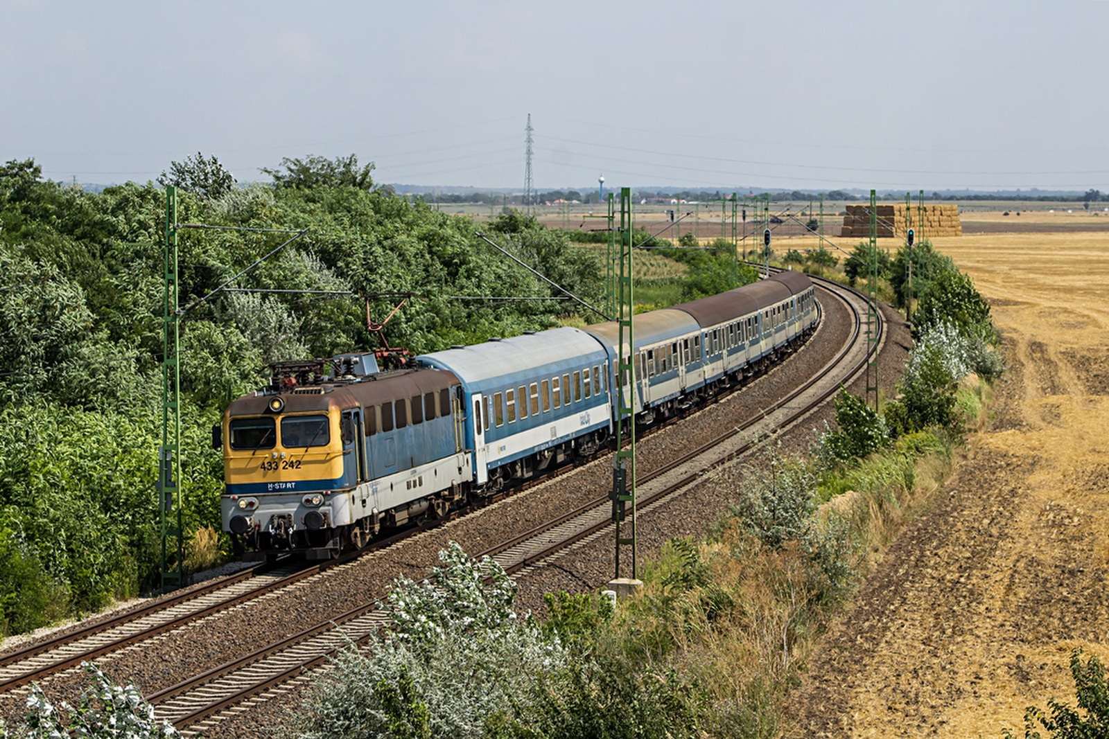 433 242 Székesfehérvár (2019.07.26).