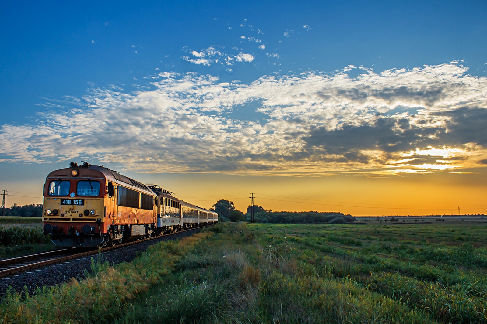 418 156+433 220 Rétszilas (2019.08.10).