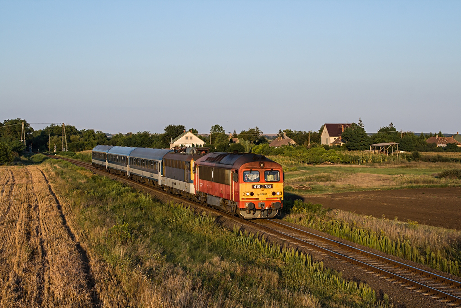 418 106+433 161 Rétszilas (2019.08.20).