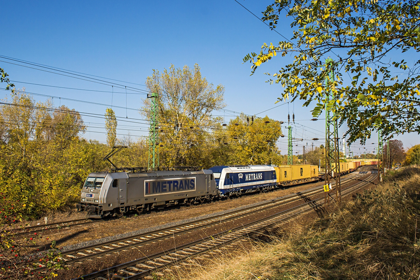 386 034+761 005 Komárom (2019.10.14).