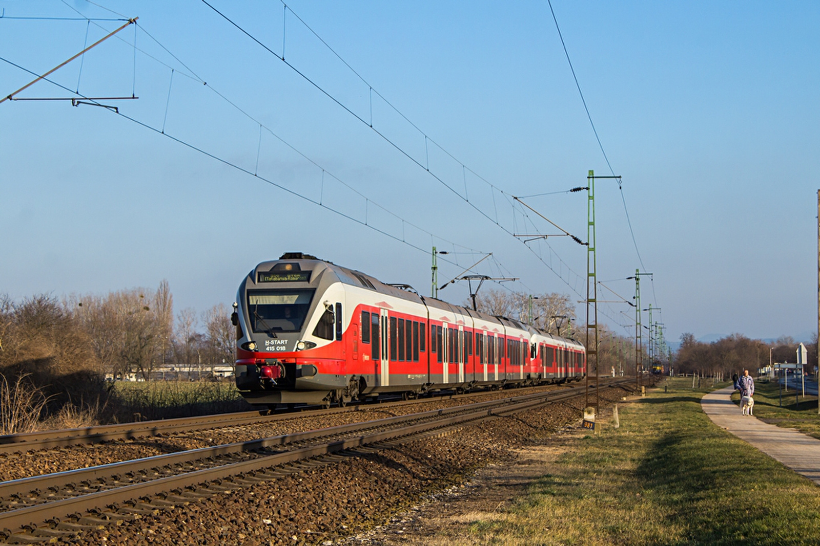 415 018 Szőny (2020.01.23).