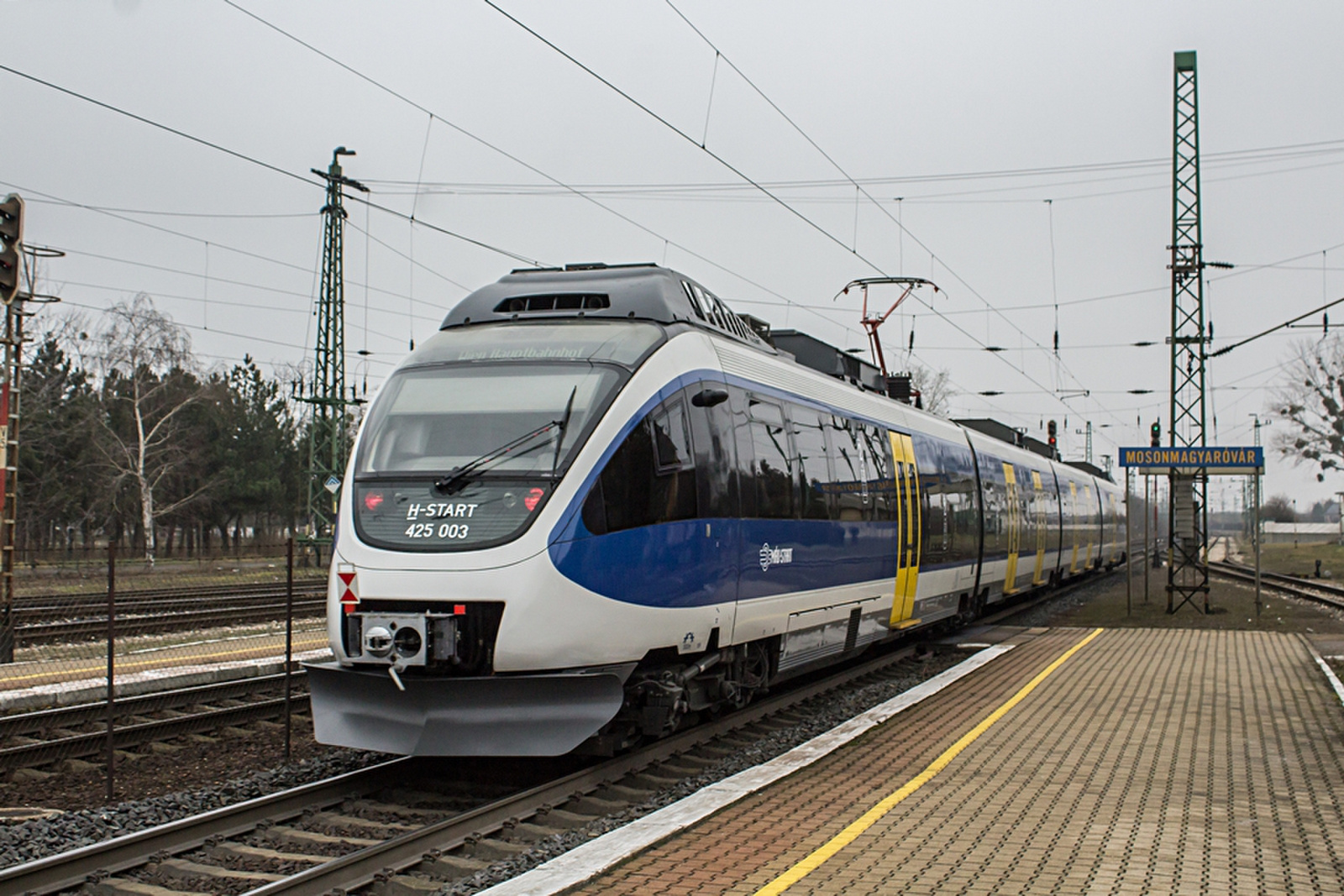 425 003 Mosonmagyaróvár (2020.01.24).