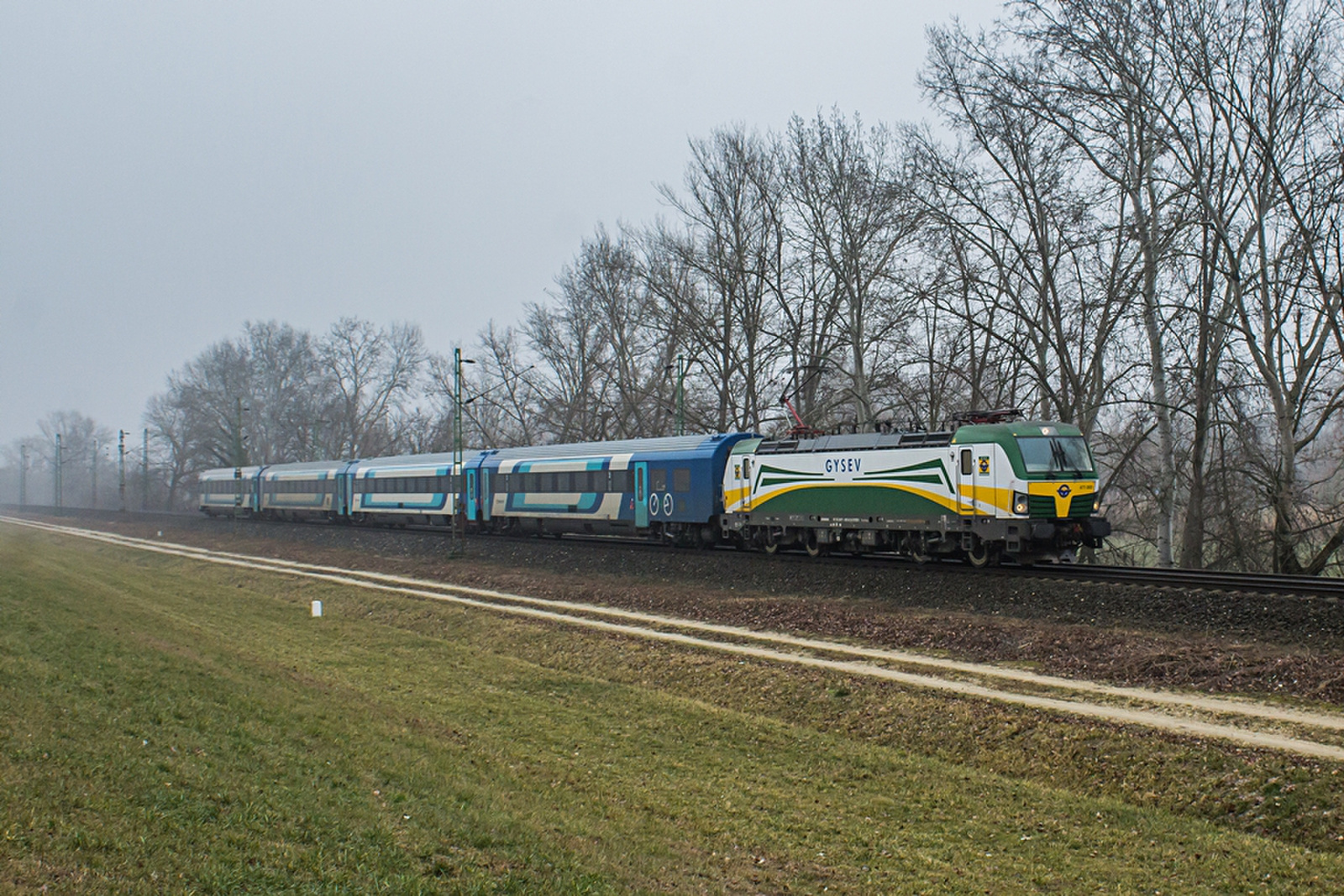 471 003 Szőny (2020.01.26)