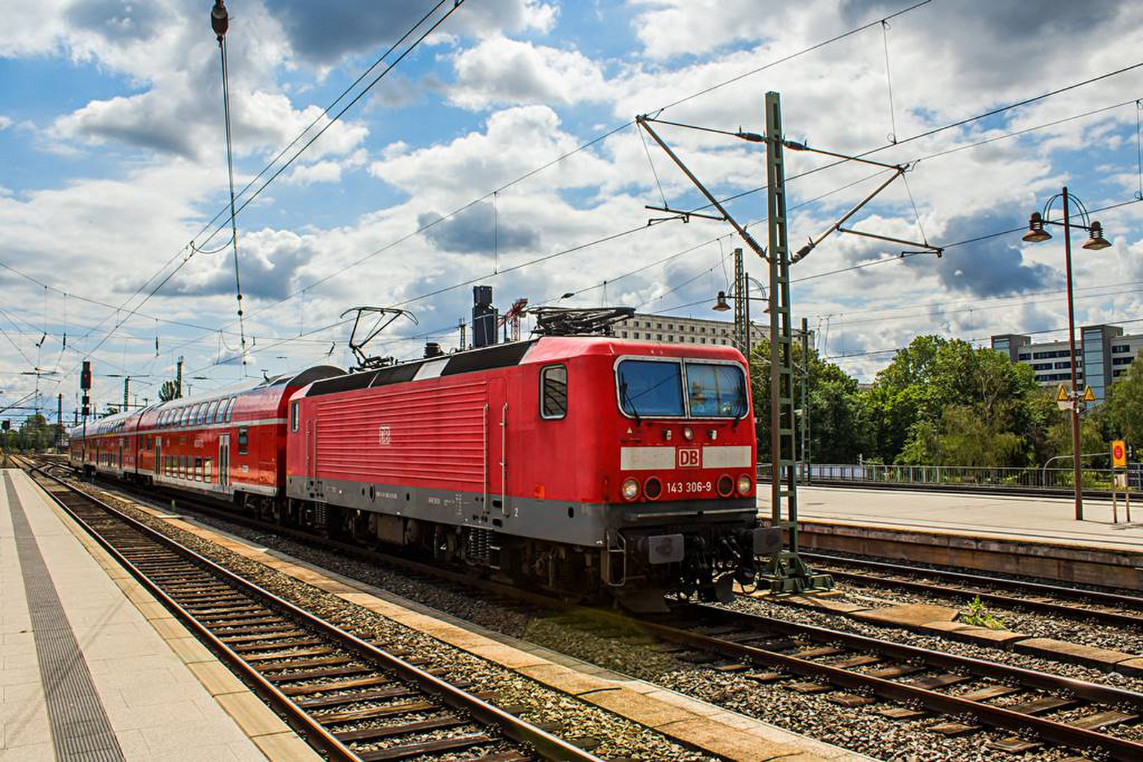 143 306 Dresden Hbf (2020.07.12).