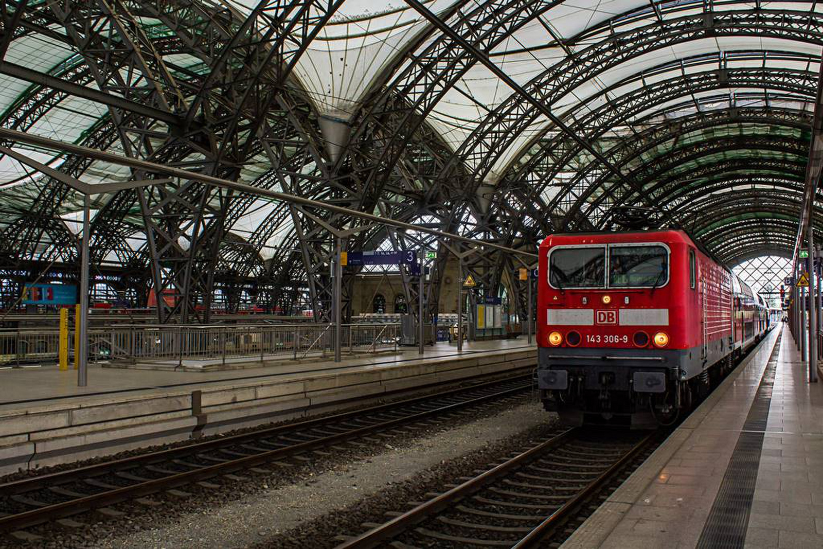 143 306 Dresden Hbf (2020.07.12).02