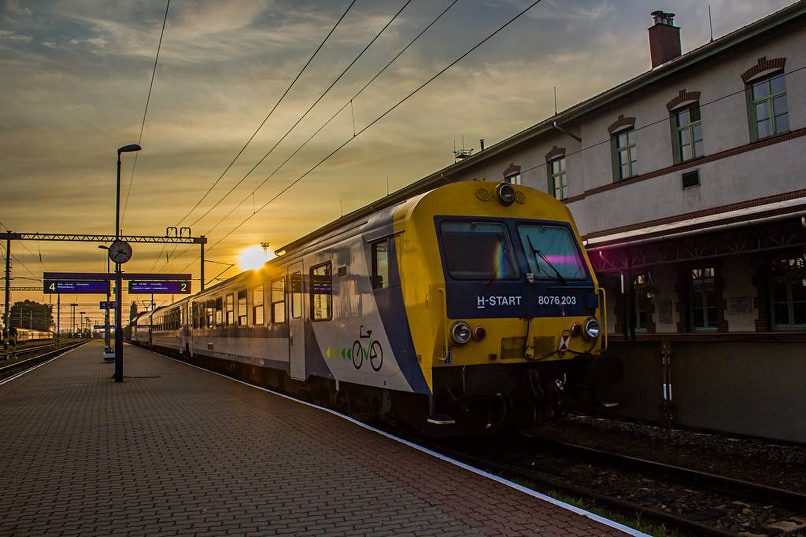 8076 203 Sátoraljaújhely (2020.10.28).