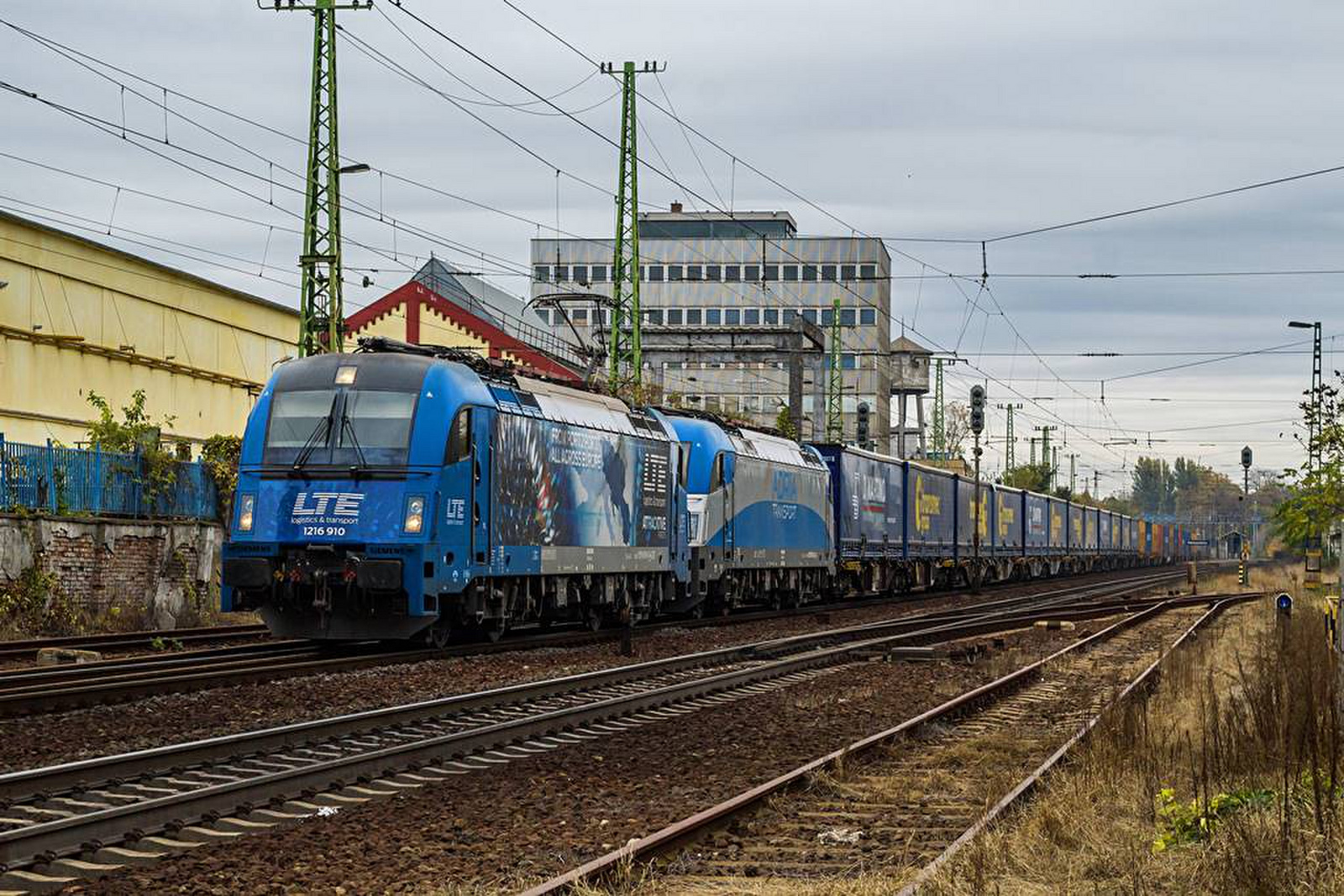 1216 910+920 Pestszentlőrinc (2020.11.01).