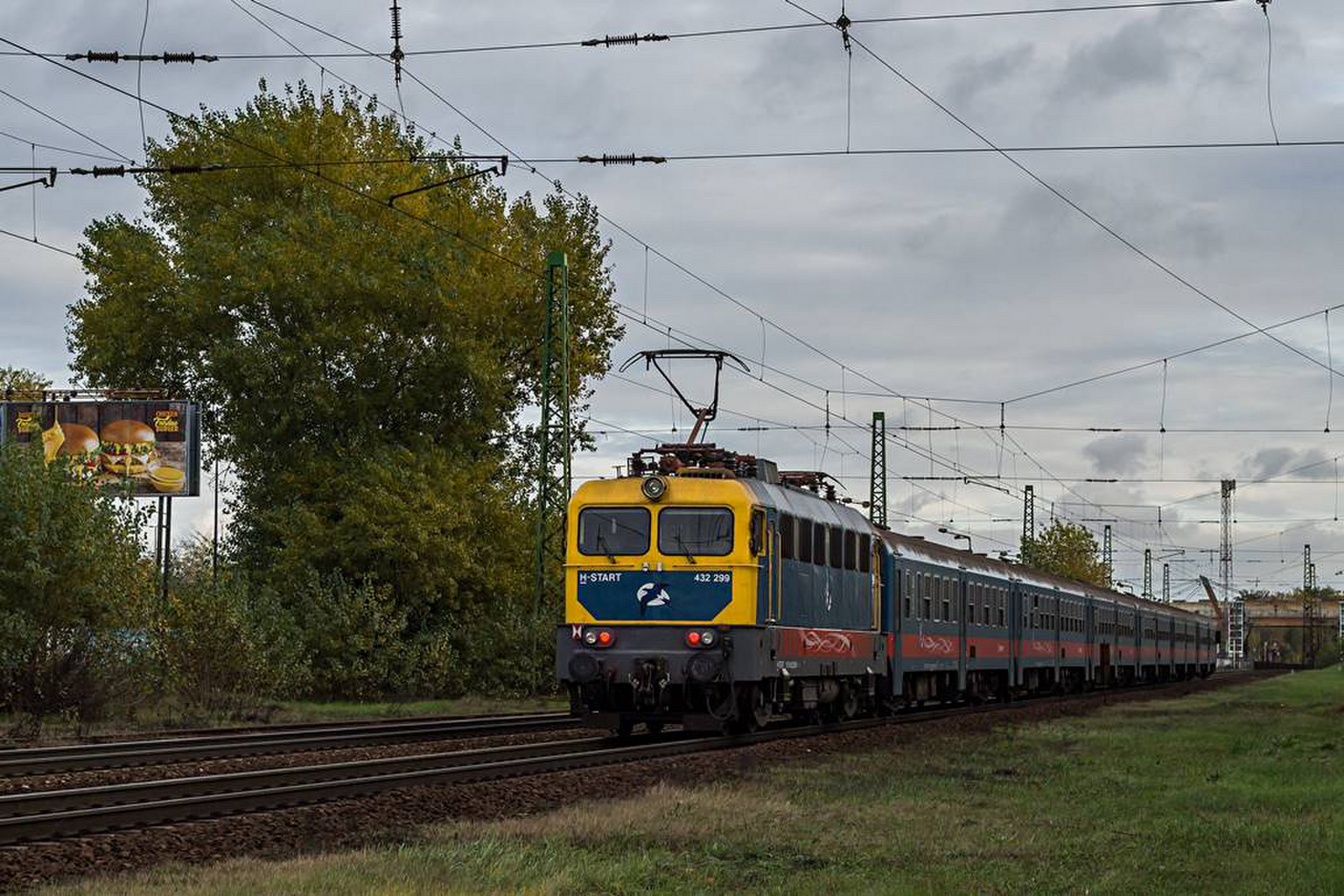 432 299 Ferihegy (2020.11.05)