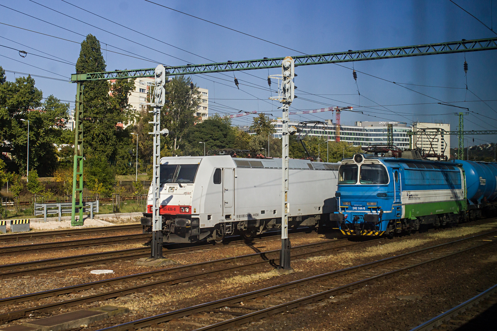 185 636+240 144 (2021.10.09).