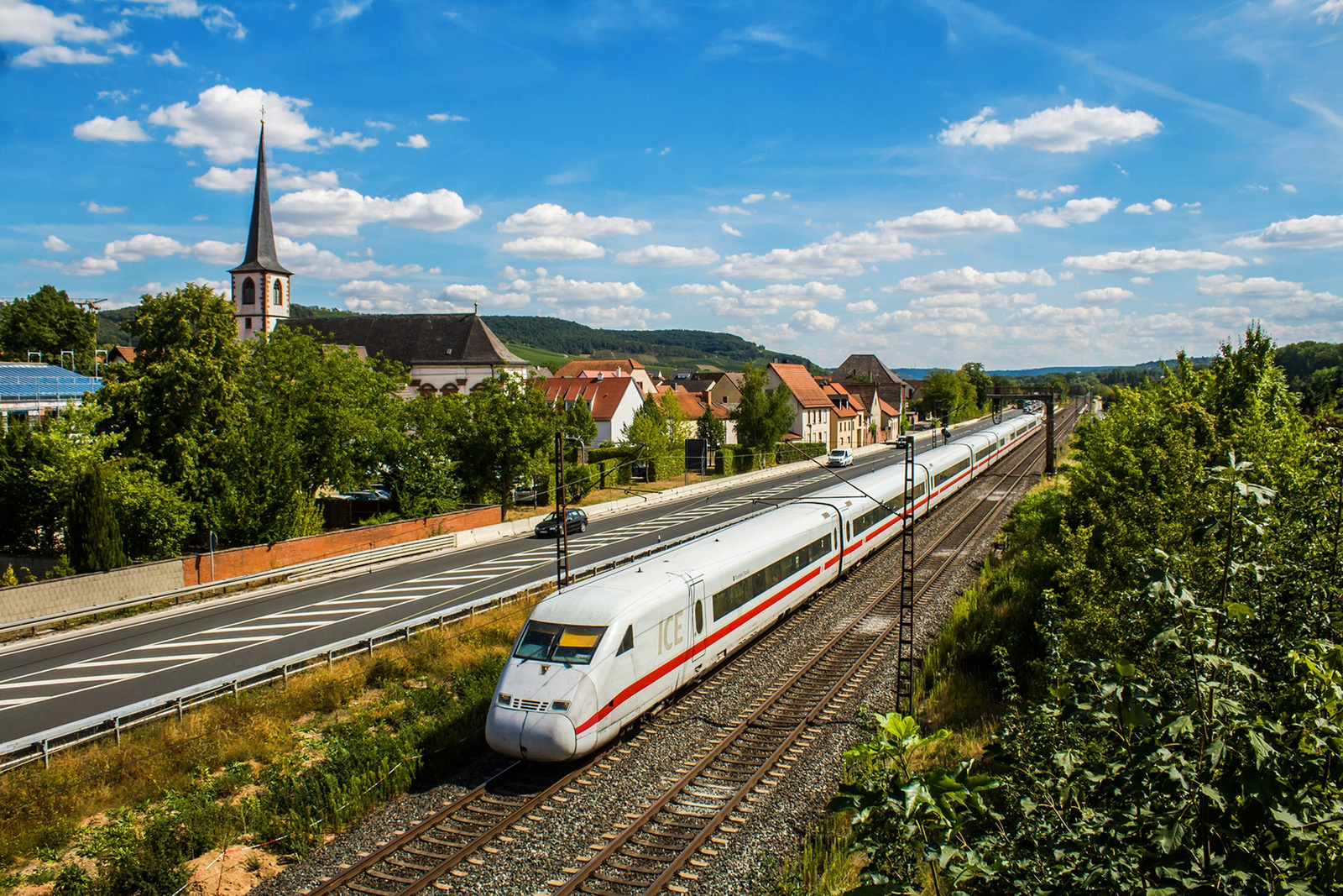 ICE 2 Thüngersheim (2022.08.02).03