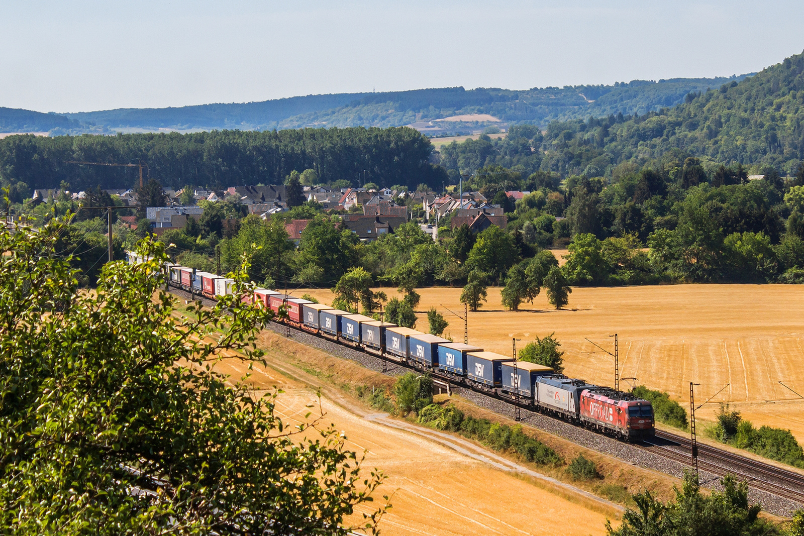 193 555+185 407 Himmelstadt (2022.08.03).