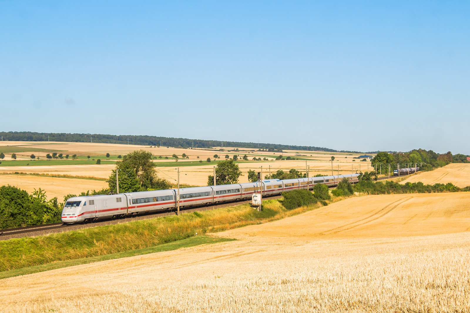 ICE 1 Süpplingen (2022.08.06).02