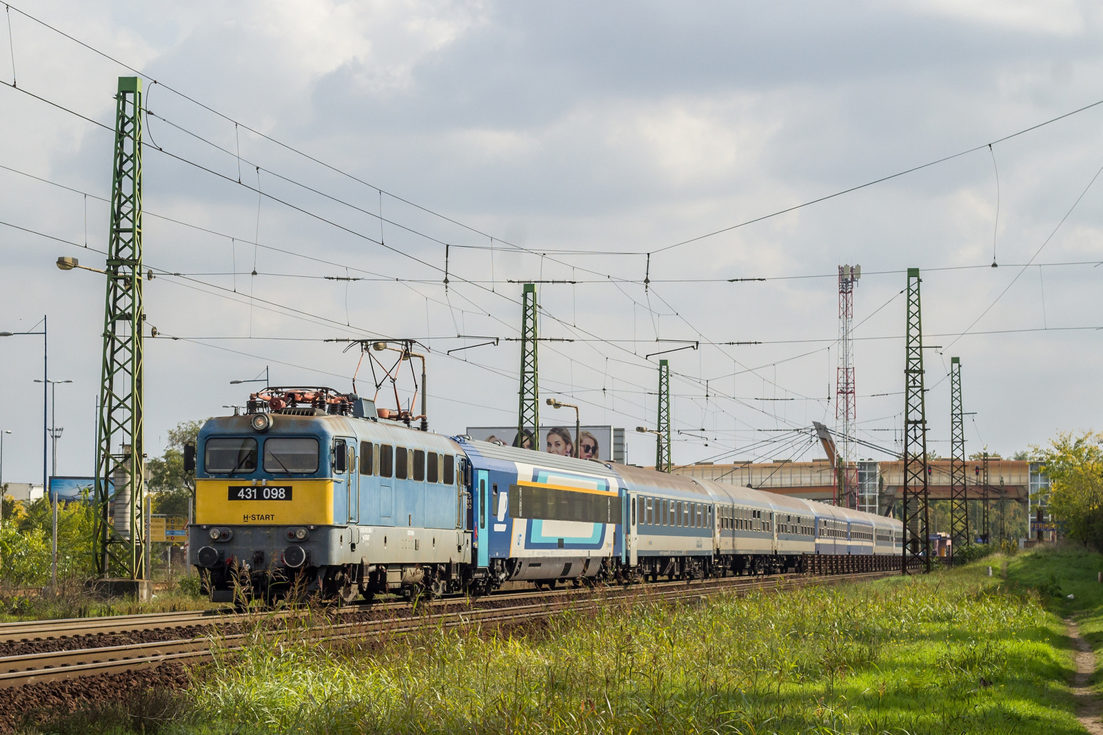 431 098 Ferihegy (2022.10.09).01