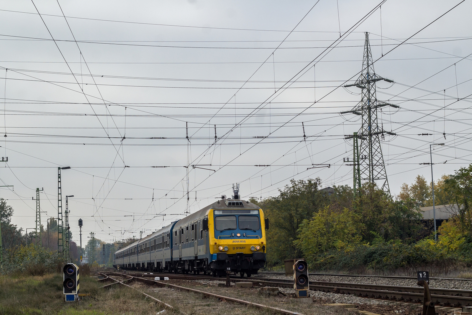 8055 805 Pestszentlőrinc (2022.10.27).