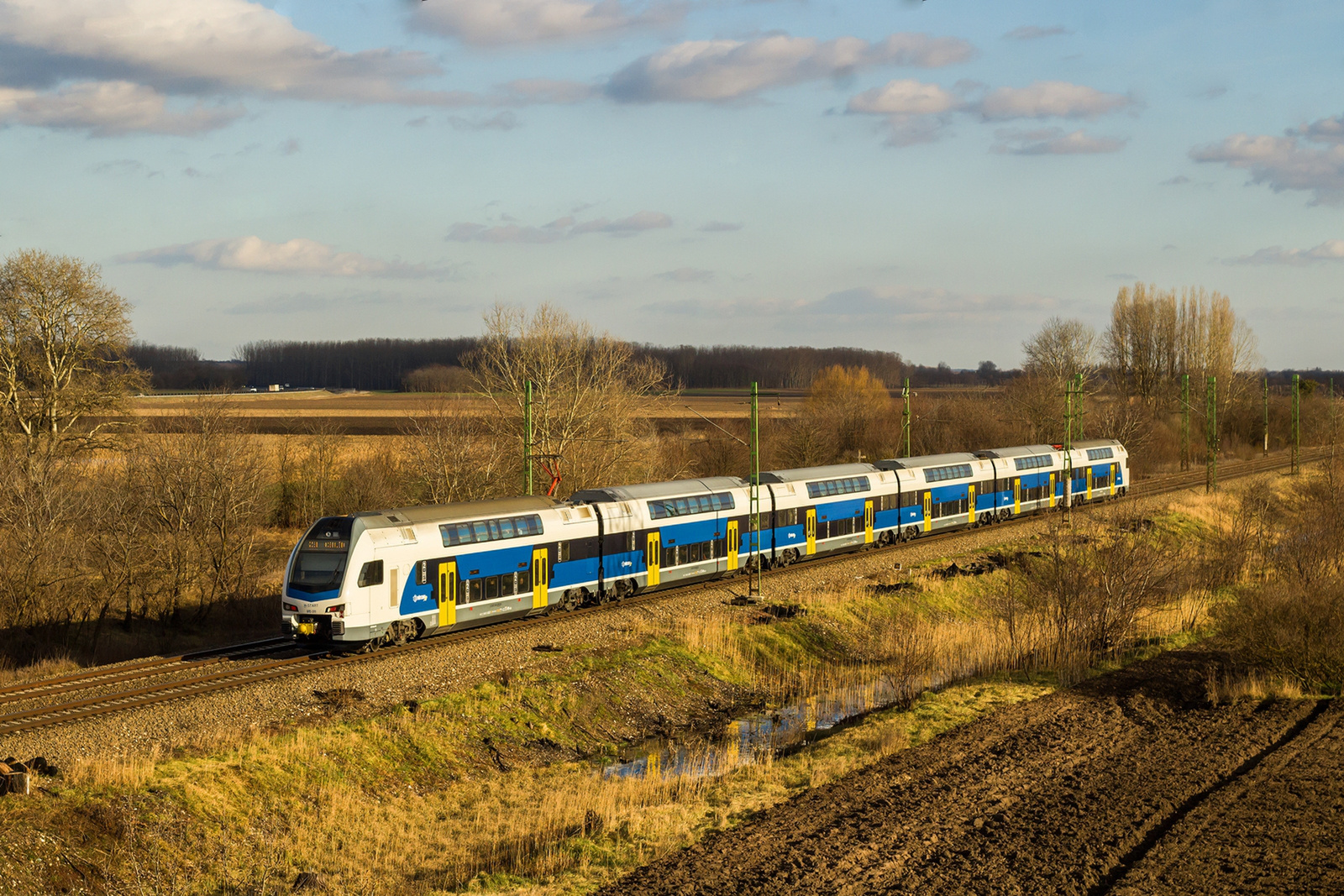 815 011 Üllő (2022.02.21).