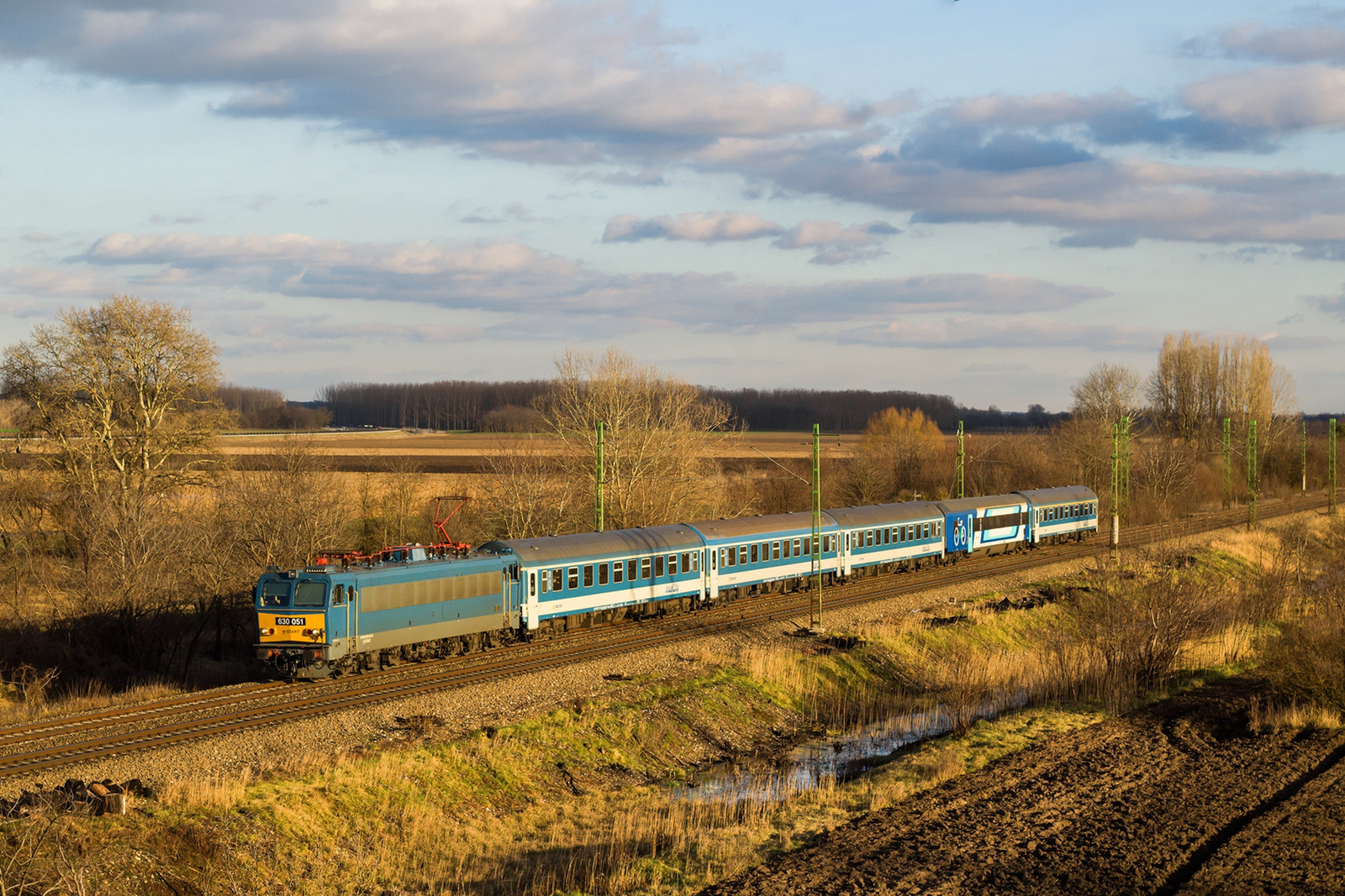 630 051 Üllő (2022.02.21).