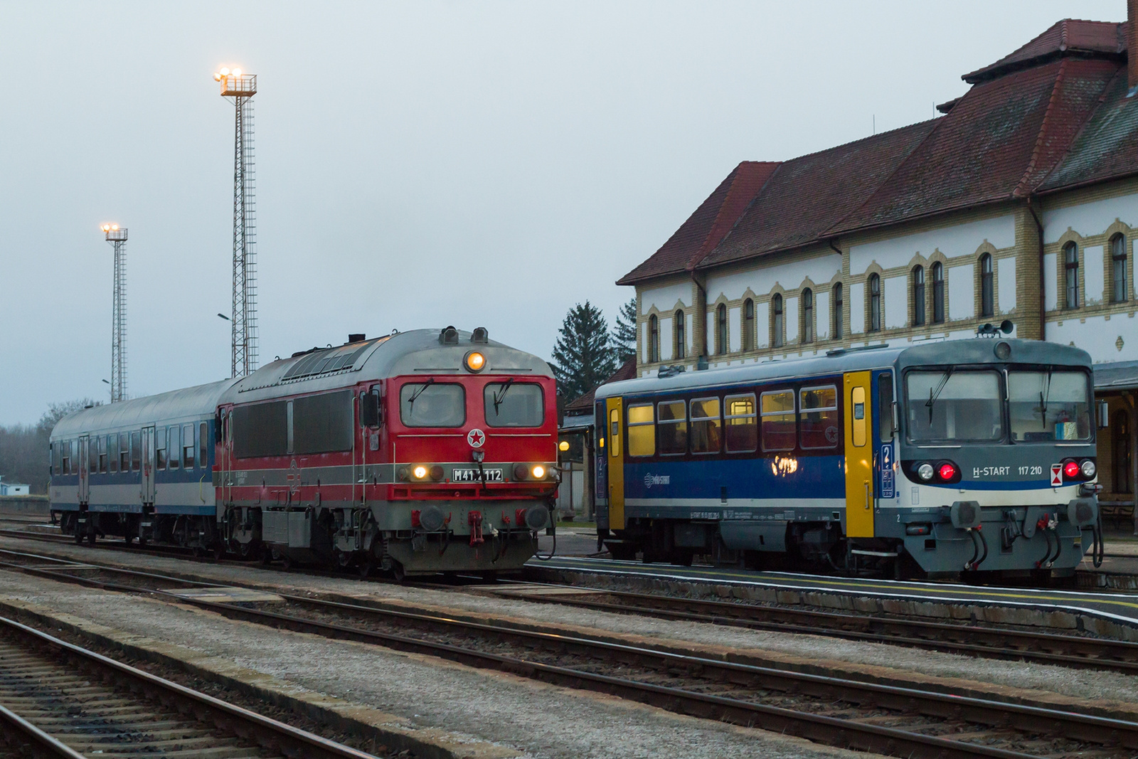 418 112 117 210 Bátaszék (2022.03.01).