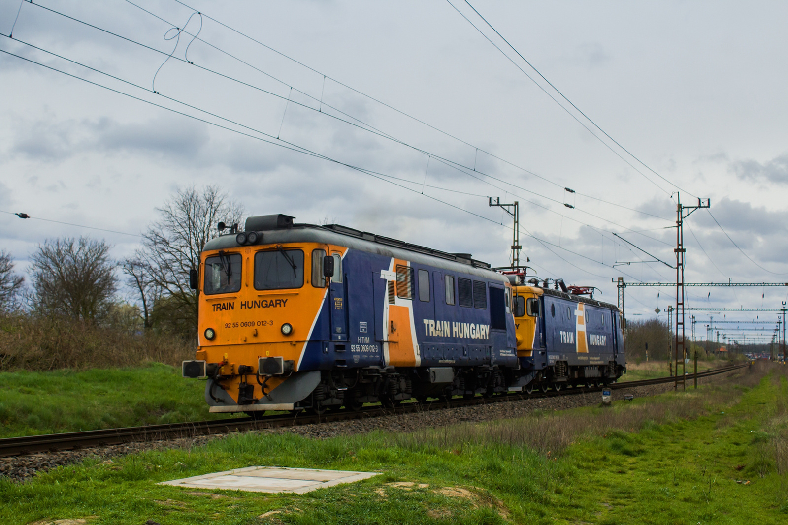 609 012 + 400 167 Dombóvár (2023.03.27).