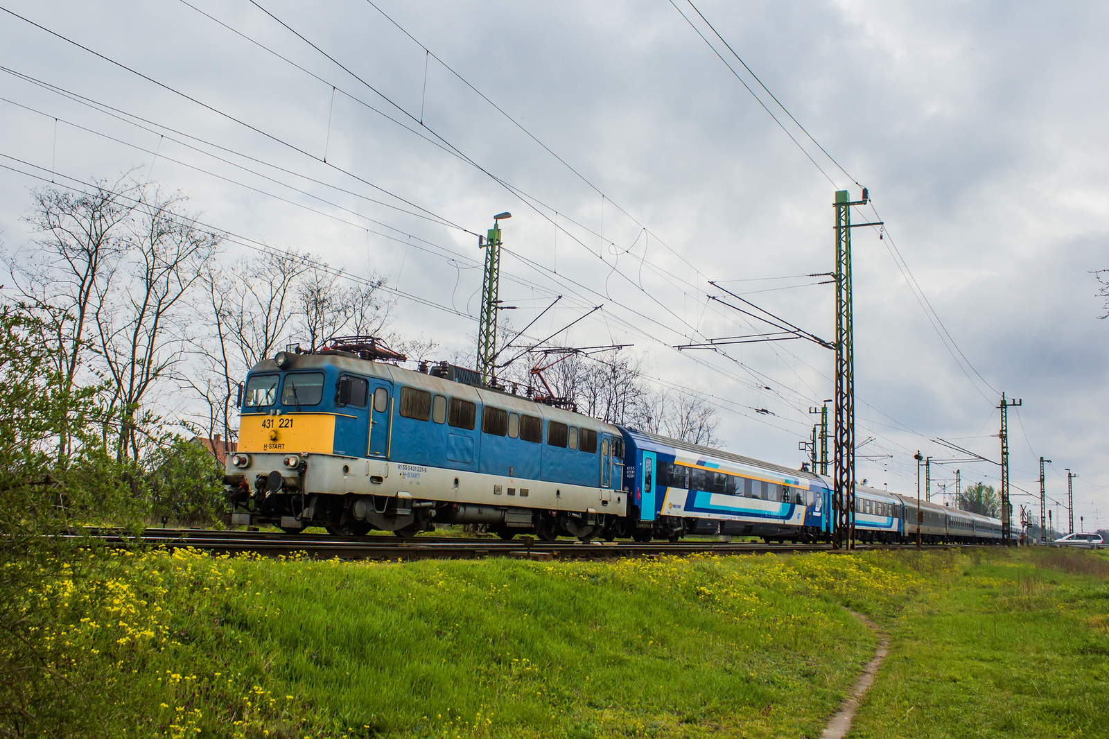 431 221 Pilis (2023.04.09).01