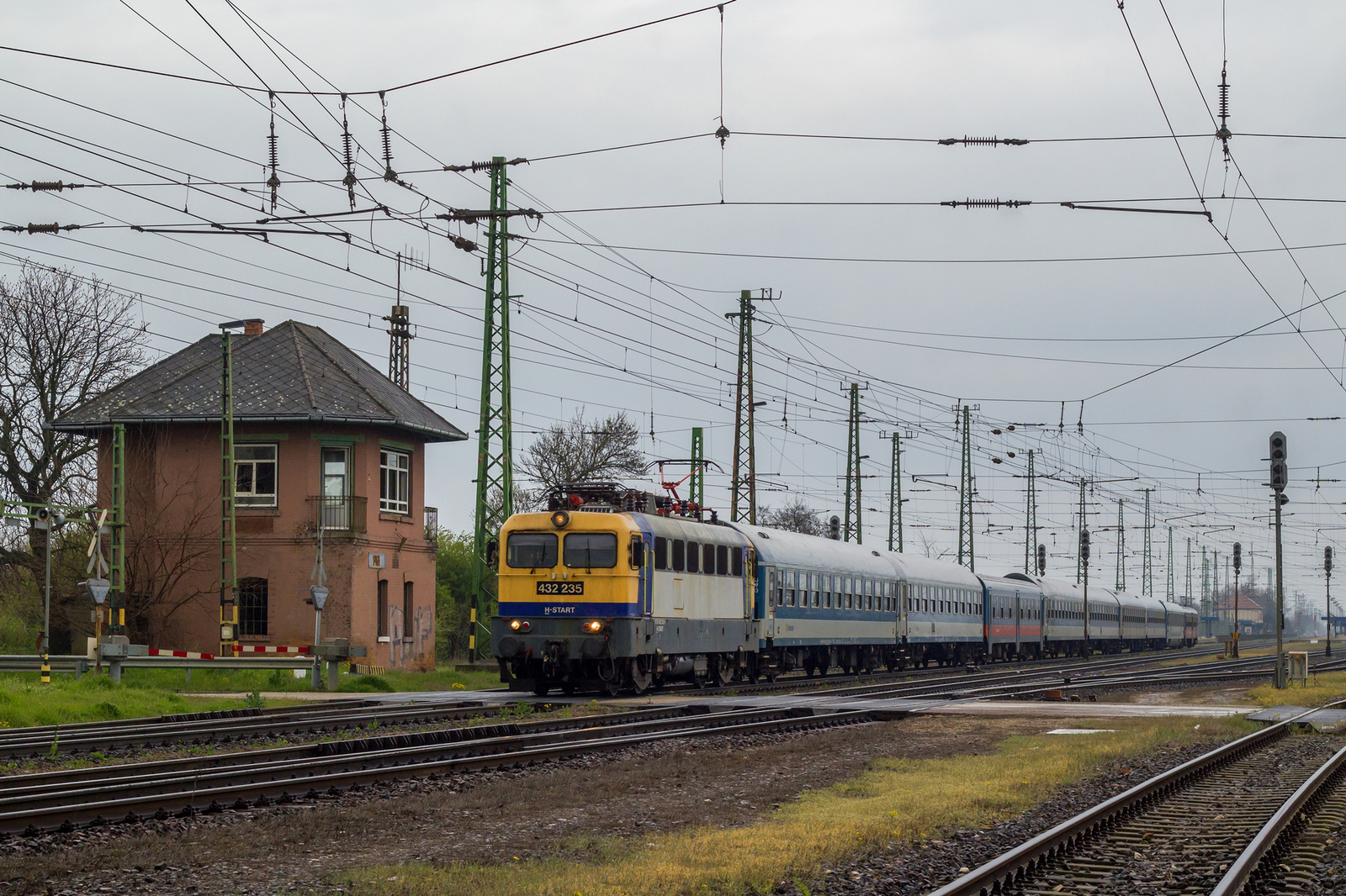 432 235 Szajol (2023.04.10)