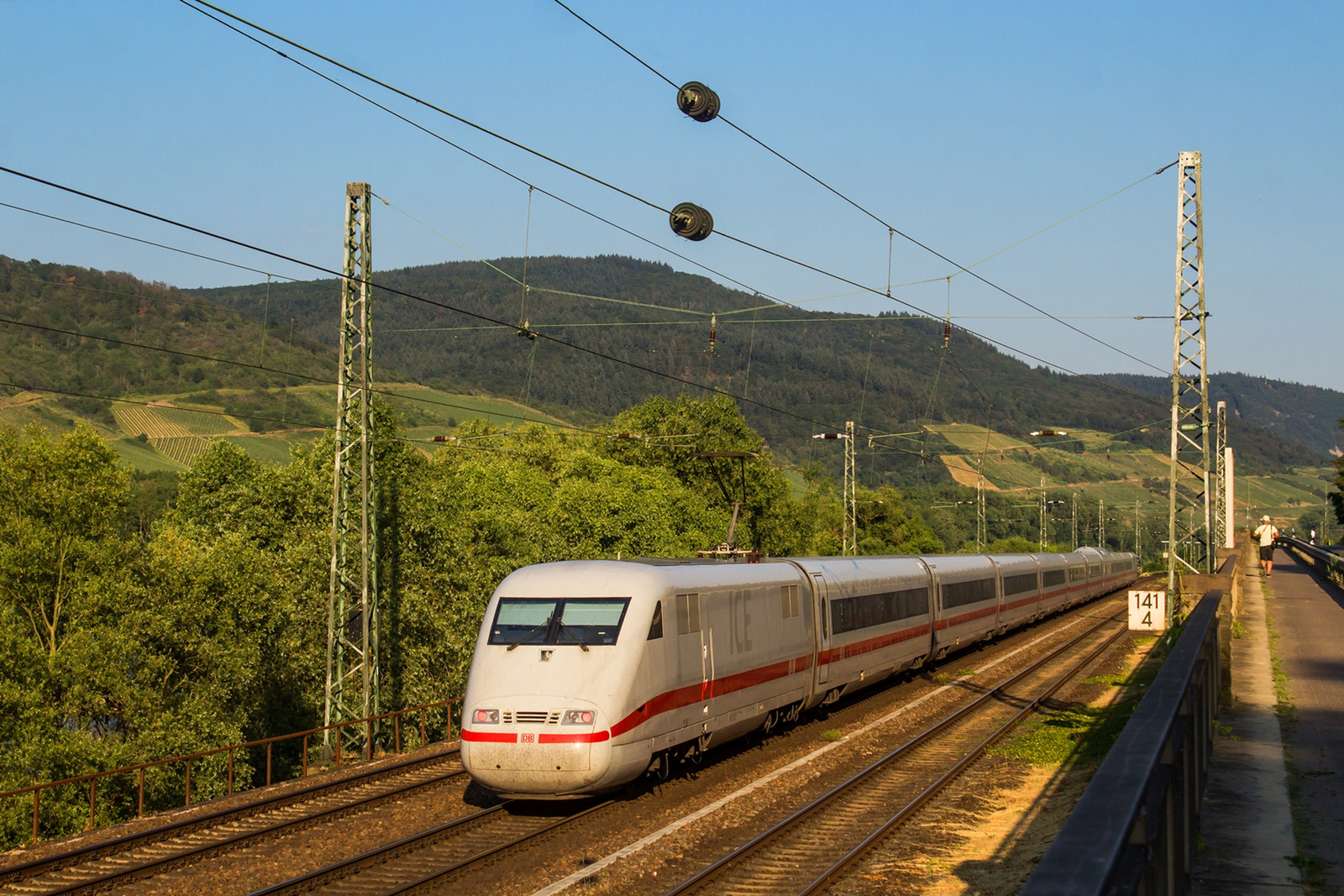 401 xxx Niederheimbach (2023.06.12)