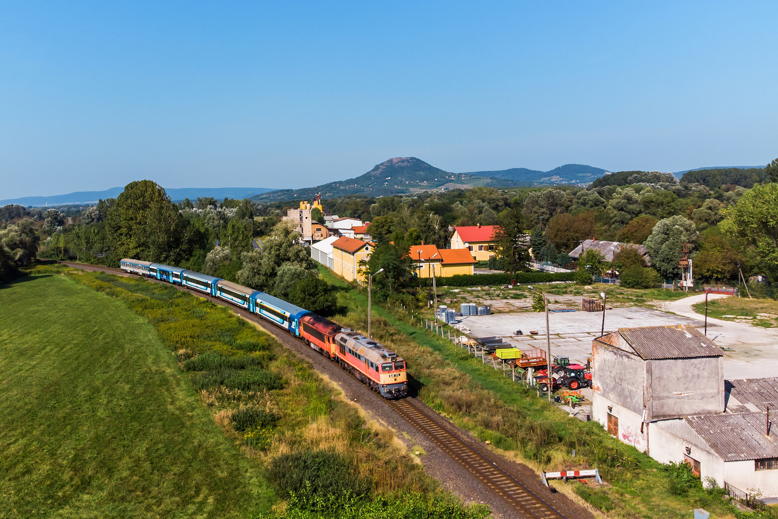 628 315+418 320 Nemesgulács-Kisapáti (2023.08.27).