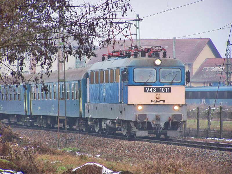 V43 - 1011 Dombóvár (2010.01.10).