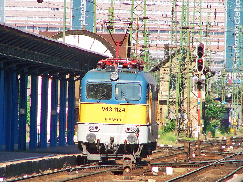 V43 - 1124 BP Keleti (2010.07.09)