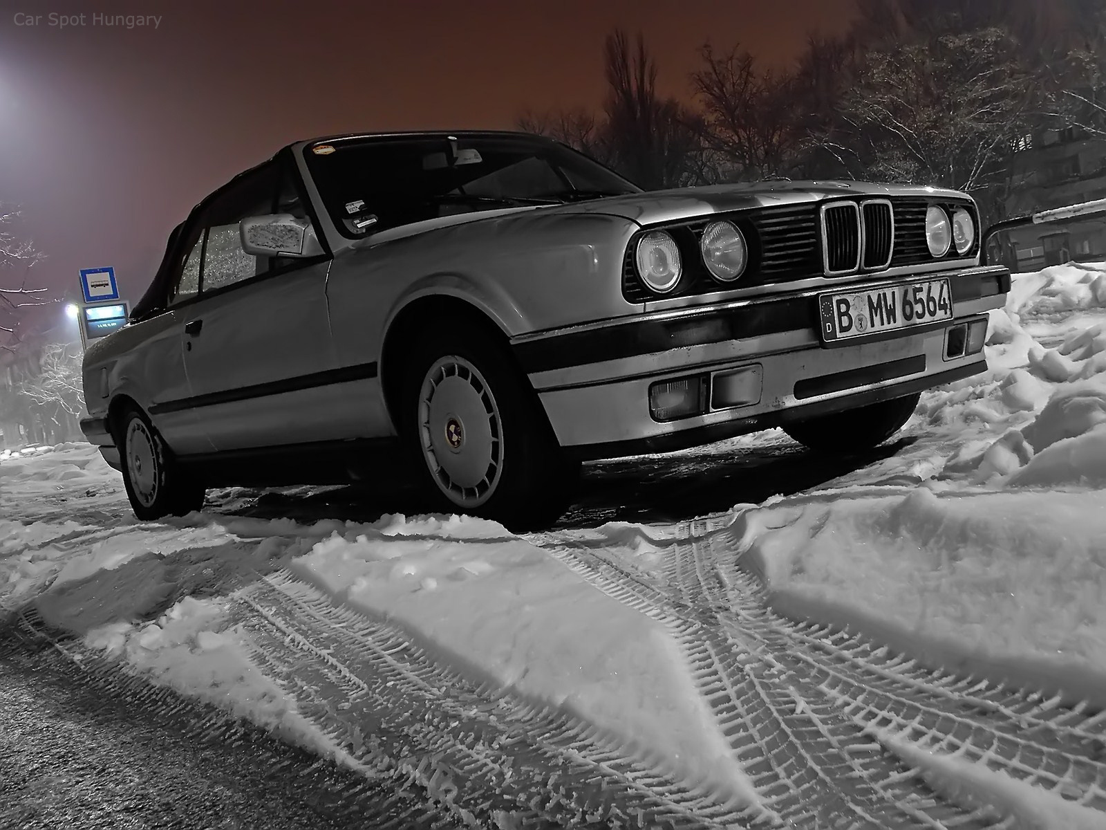 BMW 3 E30