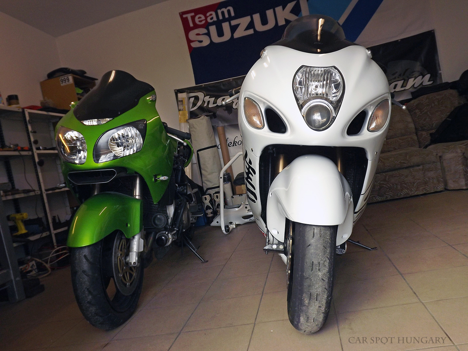 Kawasaki Ninja &amp; Suzuki Hayabusa
