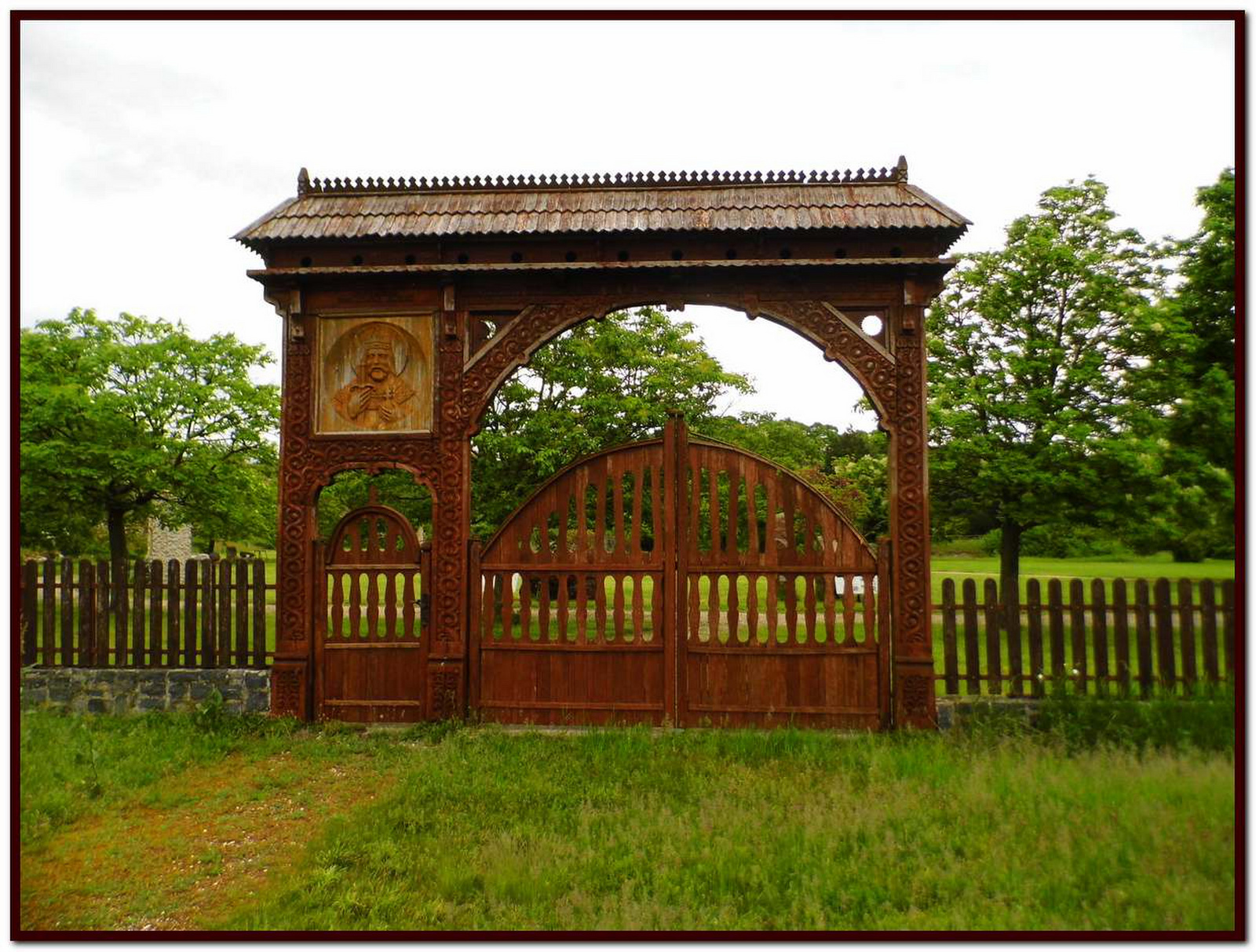 Tata - Sasbérc - A kőtár kapuja