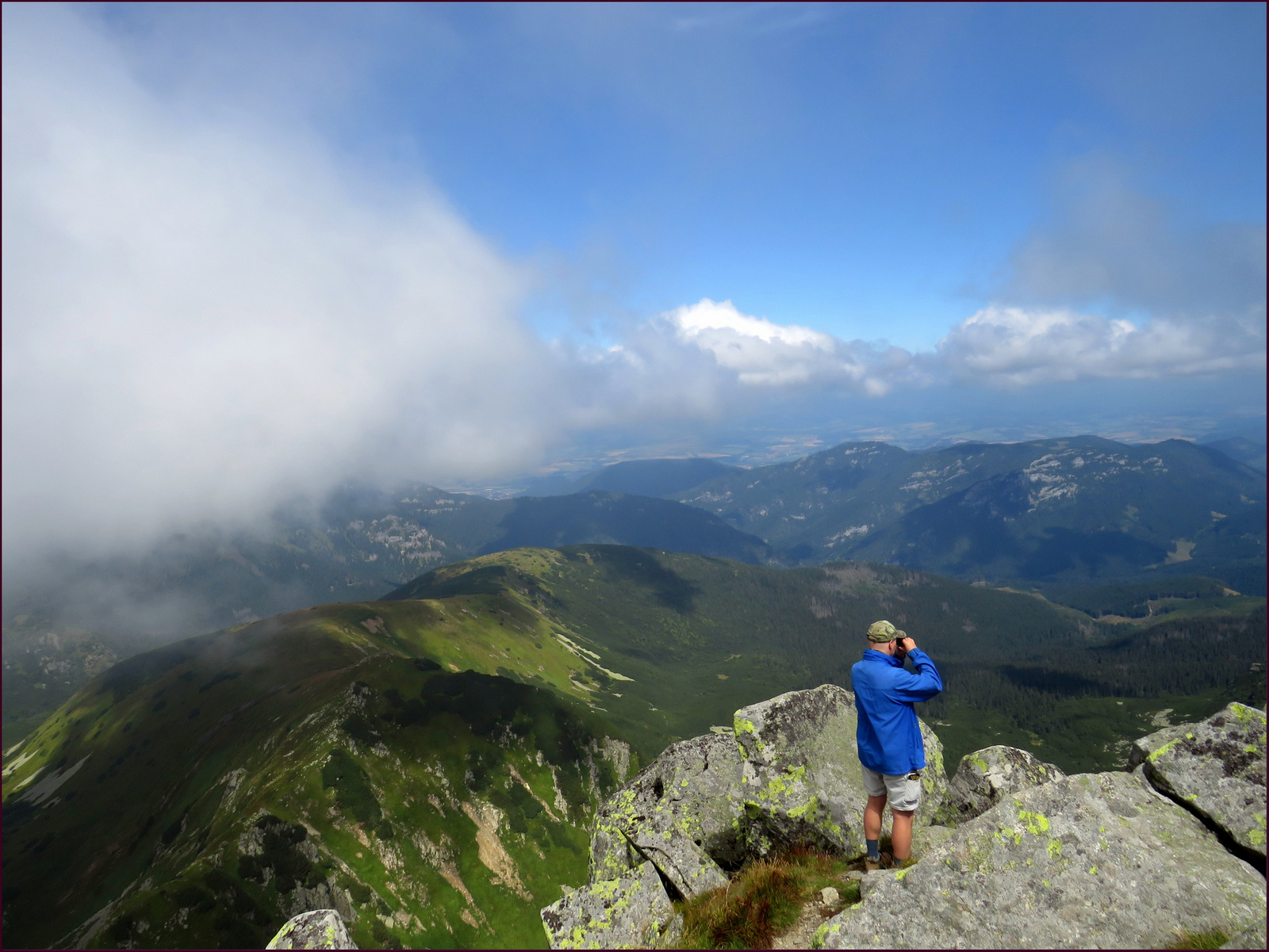 Panoráma a Gyömbér-csúcsról