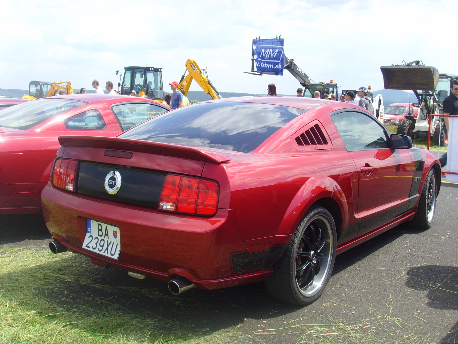 FORD MUSTANG GT