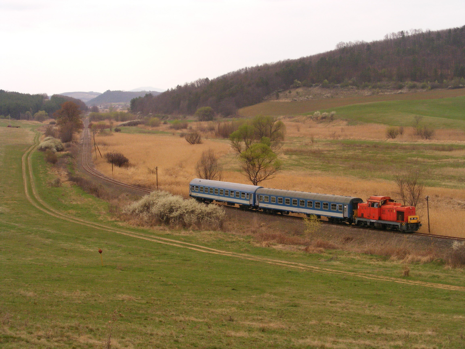 Mátraballa és Mátraderecske közt