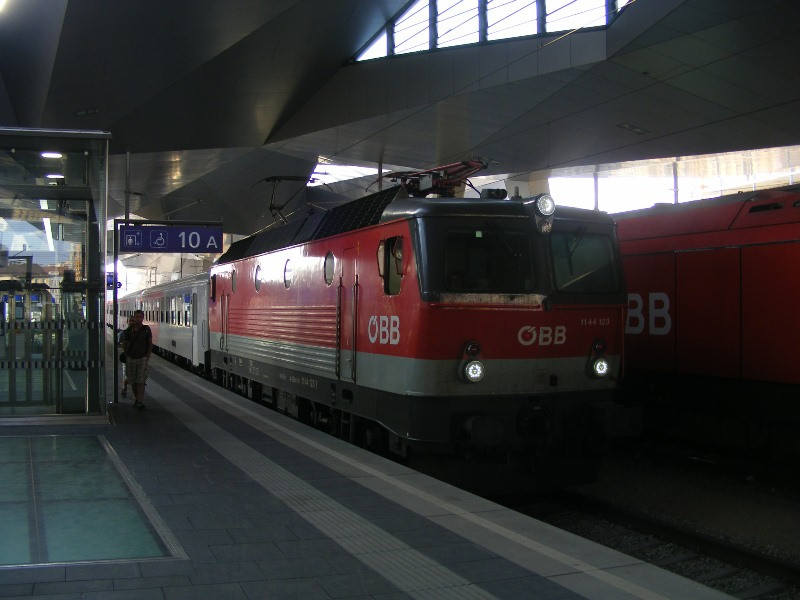 Érkezés Wien Hbf-ra