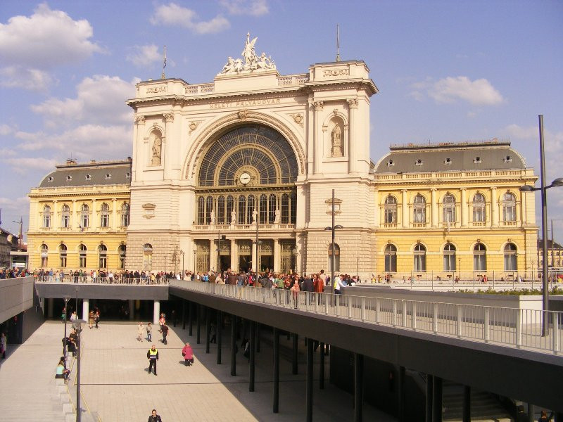 Keleti pu.