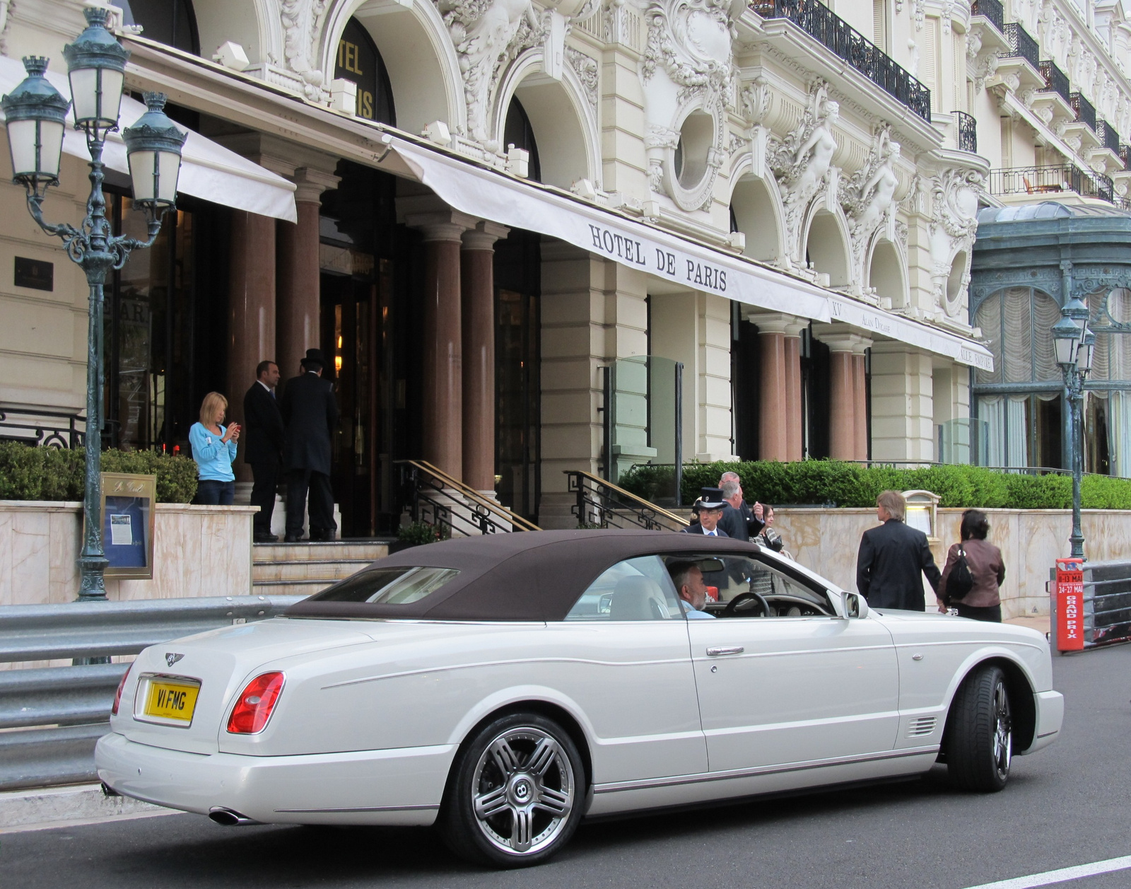 Bentley Azure T